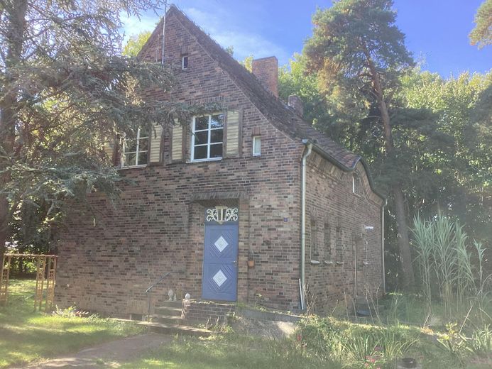 Einfamilienhaus bewohnt