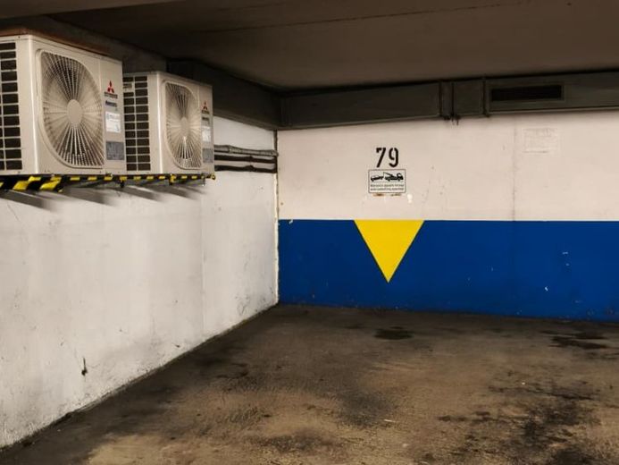 Normaler TG Stellplatz in abgeschlossener TG in Karlsruhe zu vermieten – Foto 1