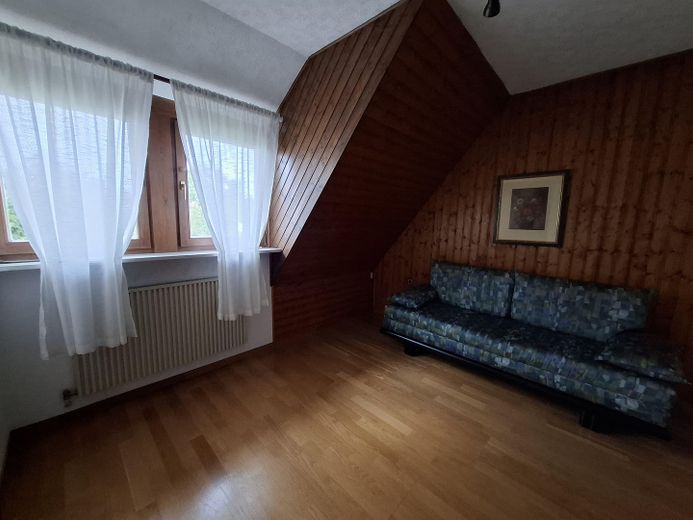Straordinaria casa bifamiliare a schiera Nürnberg Eibach senza provvigione – Gäste/Kinderzimmer 1. OG