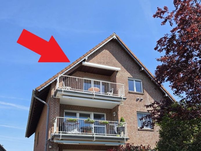 Gepflegte und moderne Dachgeschosswohnung in zentraler Lage von 47574 Goch – Foto 1