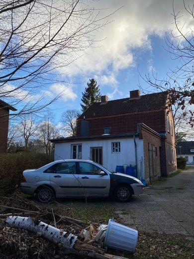 *Grundstück mit Altbestand, ideal zur Bebauung mit einem großen EFH, oder einem Zweifamilienhaus !!!* – Haus mit Anbau 1