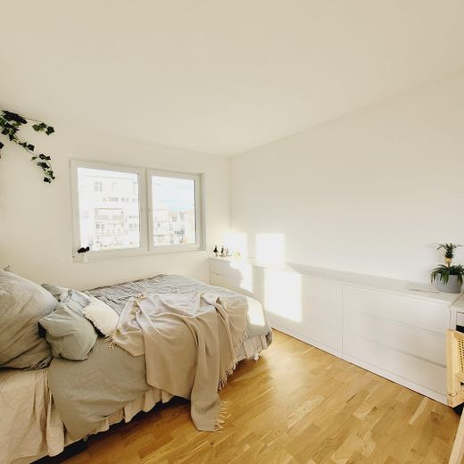 Schlafzimmer 1