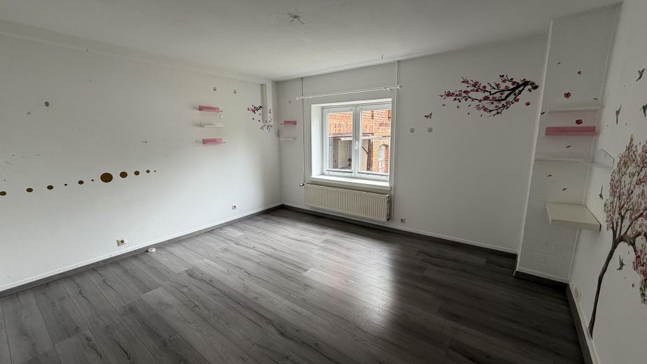 Resthof mit Nebengebäude und bebauugsfähigem Grundstück – Kinderzimmer 1