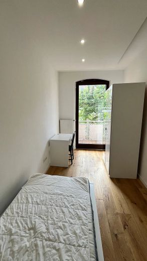 Stanza in appartamento condiviso in posizione centrale – libera da subito / Bönerstraße 6, Norimberga / 2° piano / WE5 / Zi.1 – Schlafzimmer