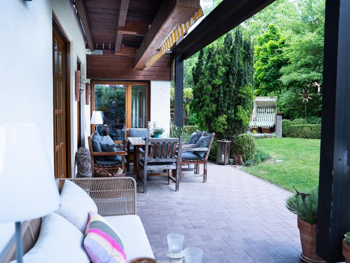 Terrasse überdachter Sitzplatz