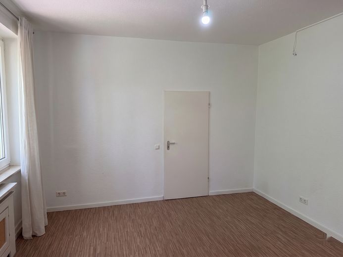 Helle & Moderne Büro- / Praxisräume im Erdgeschoss zentral gelegen in Osterfeld – Behandlungszimmer