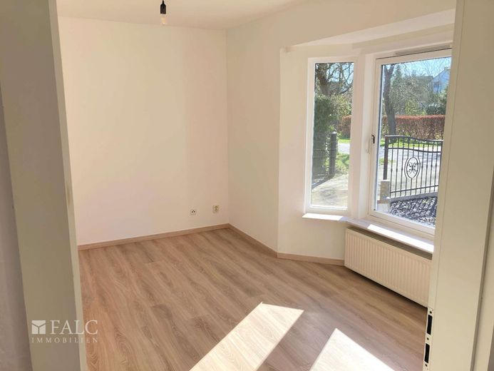 ***Ihr neues Zuhause: Einfamilienhaus mit Gartenidylle und viel Platz für die ganze Familie*** – Zimmer EG