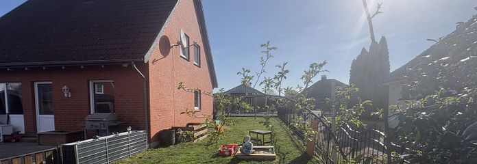 Casa unifamiliare in vendita – Außenansicht/ Garten