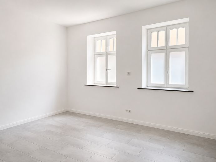Helle 3-Zimmer-Wohnung mit Keller in Niemegk zu vermieten – Wohnzimmer