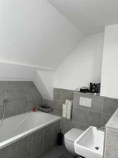 Badezimmer oben (WHG 2)