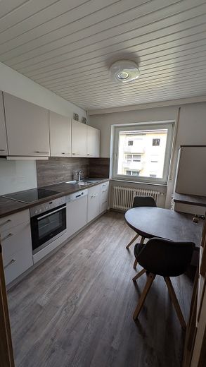 Top gepflegte 3,5 Zimmerwohnung Oberhaunstadt in City Nähe – Foto 2