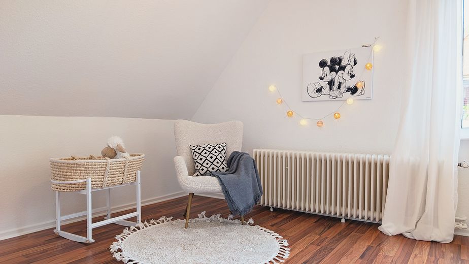 Quand le calme rencontre la proximité - Maison individuelle avec jardin à Neu Hagen - sans commission – Schlafzimmer im Dachgeschoss