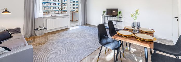 Geräumiges Wohnzimmer