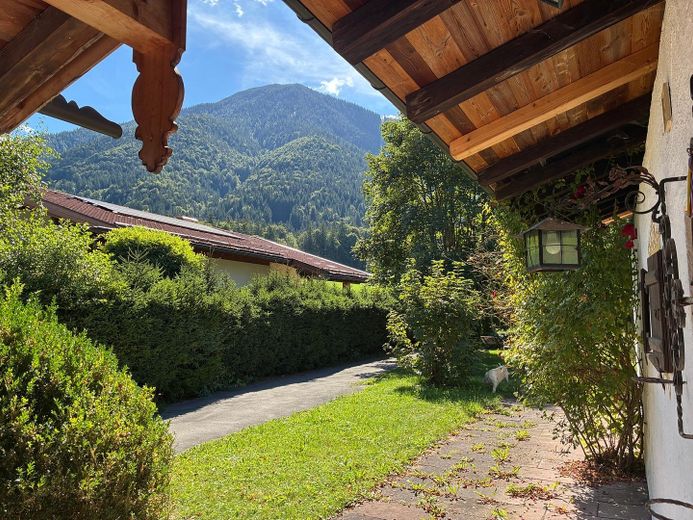 Charmantes Landhaus in Alleinlage – Foto 1