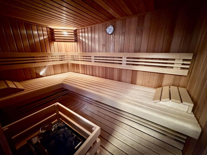 مساحة رحبة وإمكانات عديدة – منزل استثنائي متعدد الاستخدامات – Sauna UG