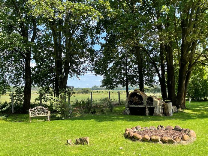 Hofscheune Feuerstelle / Grill
