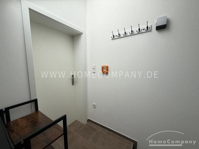 Rödelheim 8072694 – Modernes Dachgeschoss mit Balkon  &  hochwertiger Ausstattung – 326fa7ecbb0a4ea43c9b791d3712504a77b62c21.jpg