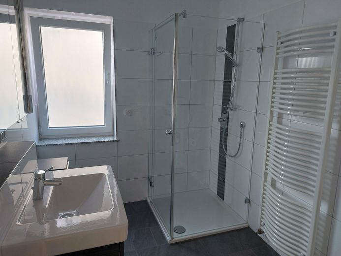 Langen - Maisonette mit idealen Grundriss – Duschbad 1. OG