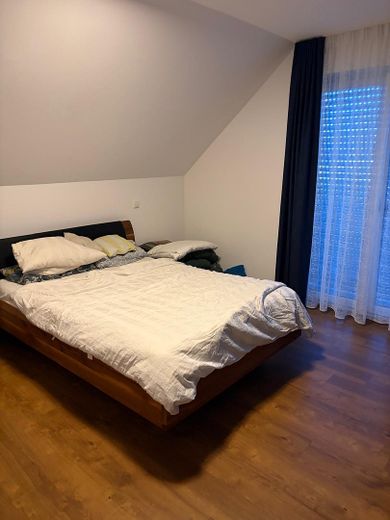 Appartement moderne de 3 pièces avec grande terrasse sur le toit – Photo 13