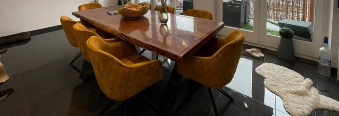 LUXURIÖS MÖBLIERTE WOHNUNG MIT WELLNESSBEREICH