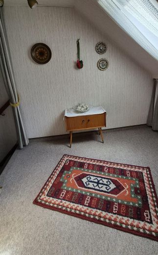 Dom szeregowy w Bad Gandersheim z pięknym ogrodem i piwnicą OD OSOBY PRYWATNEJ! – Flur Dachgeschoss
