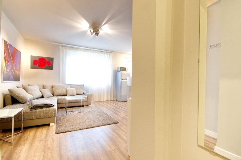 Apartamento moderno y decorado con buen gusto, con VDSL, en una zona tranquila del centro sur de Essen. – 8620d179b60e9c00b7c2bdf4f14255407789f463.jpg