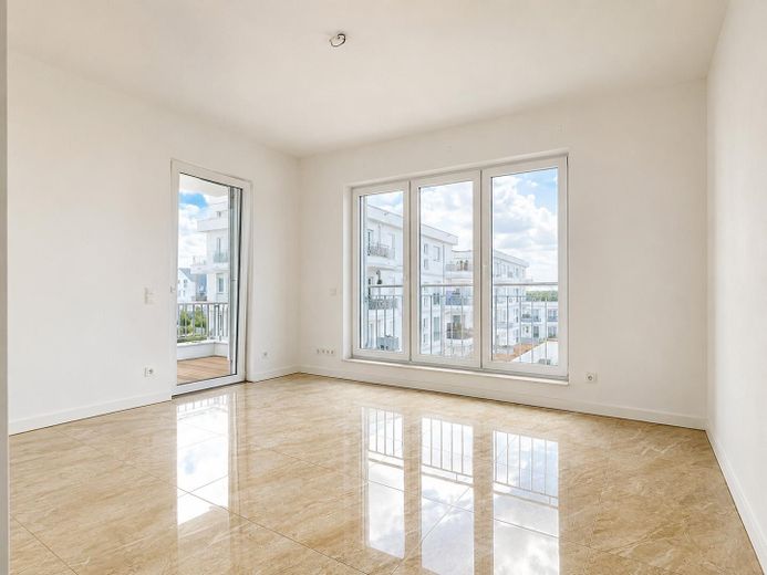 Ein Zuhause mit Hafenflair – Hochwertige Eigentumswohnung in den Havelauen – Schlafzimmer
