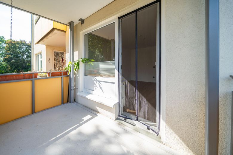 Frisch renovierte 3-Zimmer-Eigentumswohnung mit Balkon – Balkon