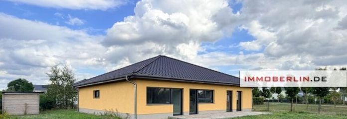 IMMOBERLIN.DE - Efficiënte bungalow met westtuin in landelijke harmonie