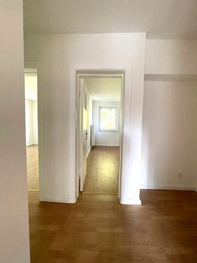 Flur mit Blick in die Zimmer