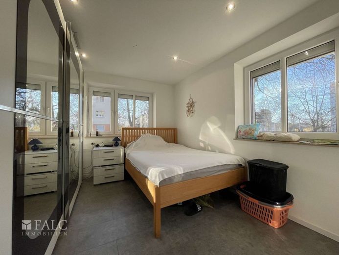 Schlafzimmer 1