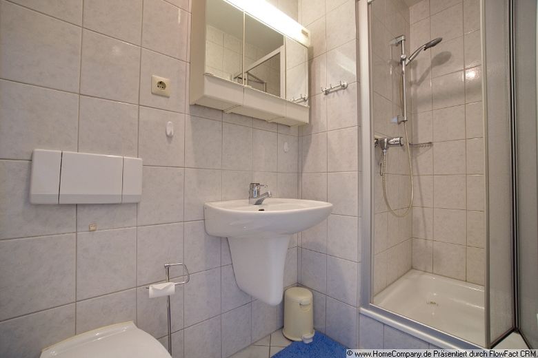 Charmante Dachgeschosswohnung mit separatem Eingang in bevorzugter Wohnlage Do-Höchsten – 54fe18c00e57fd5c65c18e3c44fe83f6c2f7fe3f.jpg