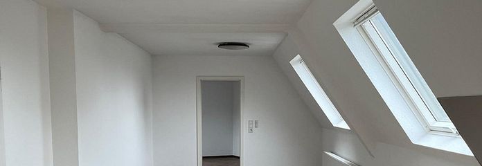 Atractivo apartamento de 2 habitaciones en la última planta en Ludwigshafen am Rhein