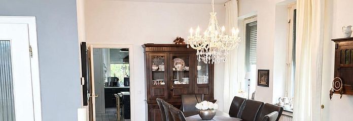 Esszimmer Hauptwohnung