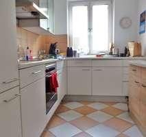 LICHTDURCHGEFLUTETE 3,5 ZIMMER CITY WOHNUNG MIT BALKON IM BESTLAGE WESTEND – फोटो 7