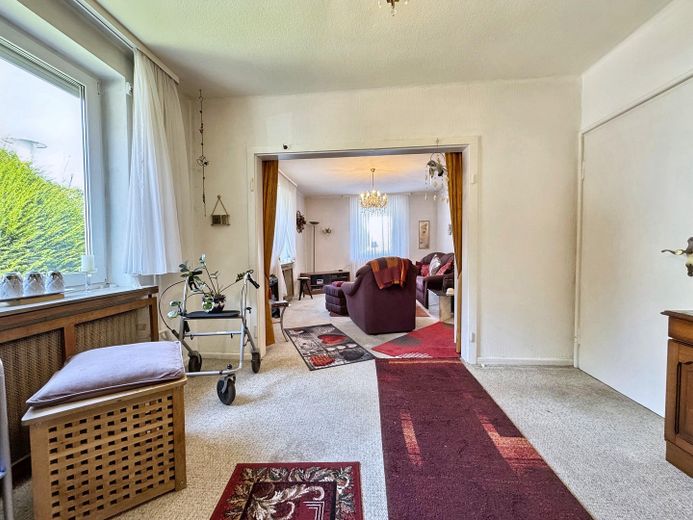 großes Wohnzimmer EG