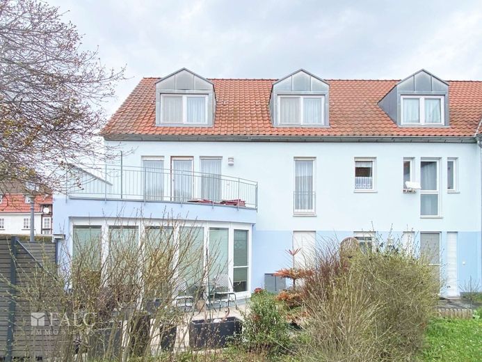 Helle Maisonettewohnung mit Südbalkon und Tiefgarage in Neudietendorf – Ansicht vom Garten
