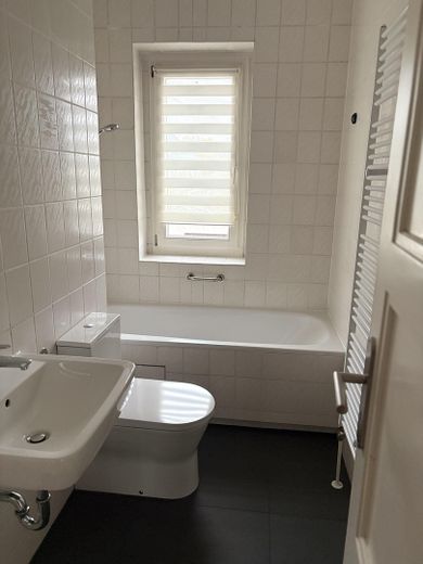 Schöne 3-Zimmer-Wohnung mit Garten Nutzung und PKW Stellplatz in Frankfurt/Oder – Foto 1