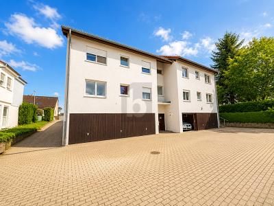 CAPITAL INVESTMENT WITH BALCONY, FITTED KITCHEN – 1782467213_b38b662.jpg