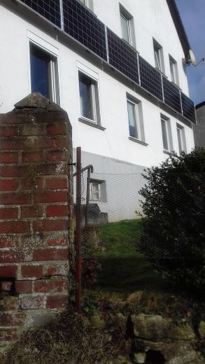 Appartement en copropriété – vorderansicht wohzimmerfenster