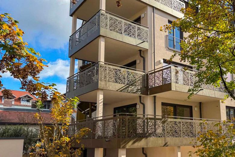 ruhige Gartenseite im Zentrum