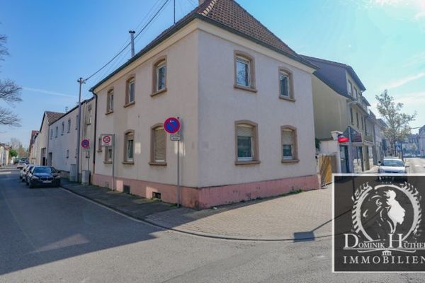 Inversión inmobiliaria en Ludwigshafen-Oppau: 2 inmuebles residenciales y 1 comercial + nave en 711 m² con potencial de desarrollo