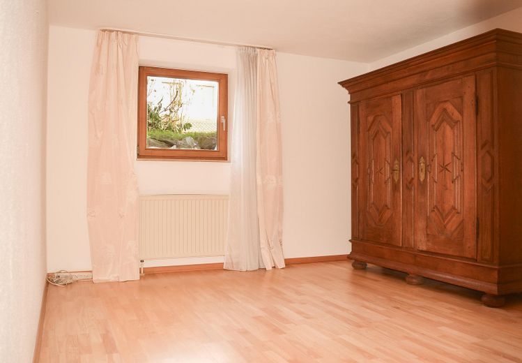 Zimmer 1 im Souterrain