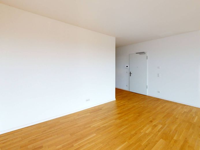 **Kentsel yaşam cennetiniz: Berlin-Lichtenberg'de 3 balkonlu geniş 3 odalı daire** – Fotoğraf 14
