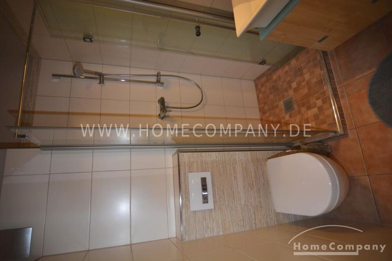 Sehr zentrale 2-Zi-Wohnung in Kiel Ravensberg,  möbliert – e0fb1fcd2d09a7c25f8f527d2e65a66c45b003c6.jpg