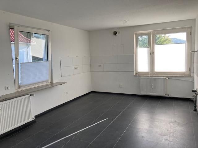 Küche mit Eßplatz