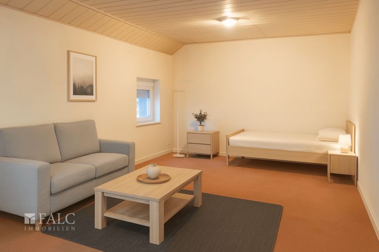 Einfamilienhaus mit viel Potenzial in Doveren ! – Homestaging Schlafzimmer OG
