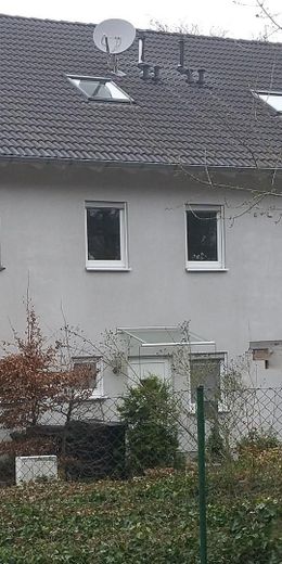 Hausansicht (Vorderseite)