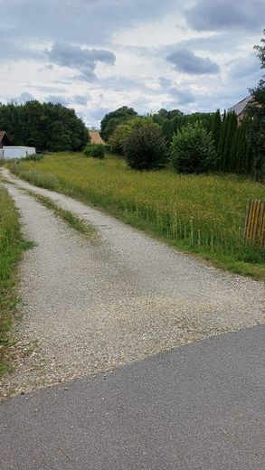 Zufahrt von Hauptstraße