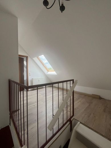 Luminoso appartamento duplex di 4 locali con balcone DA SUBITO SOLO CON WBS – Foto 9